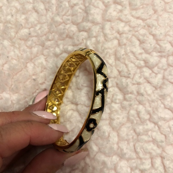 Bracelet and ring set - Picture 3 of 4